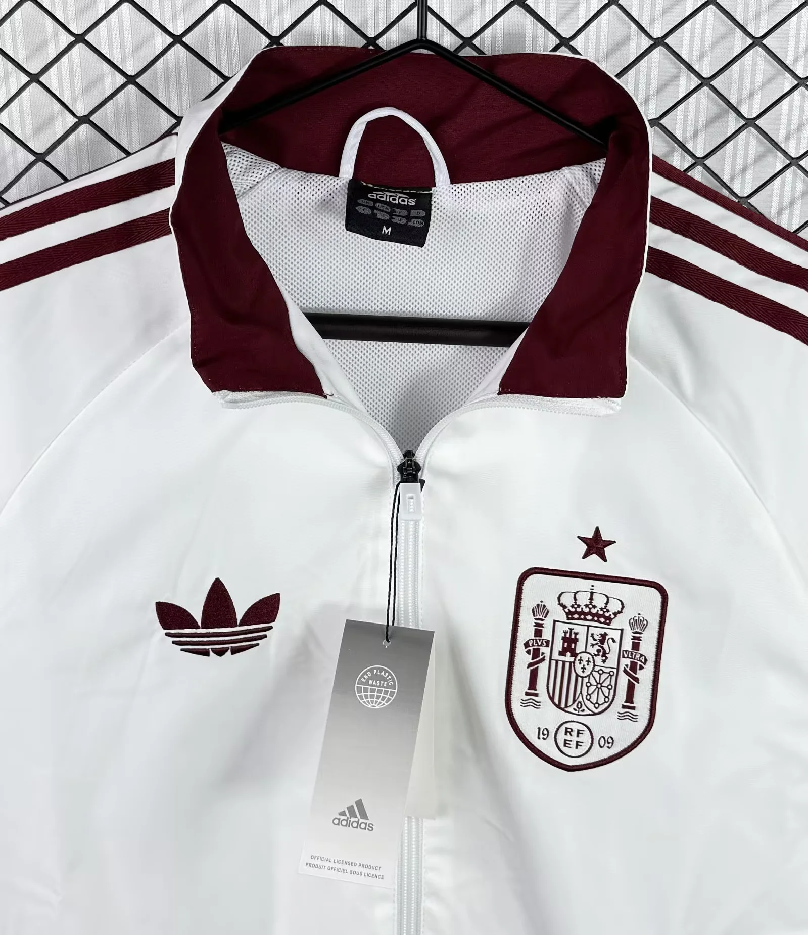 Spain White Windbreaker