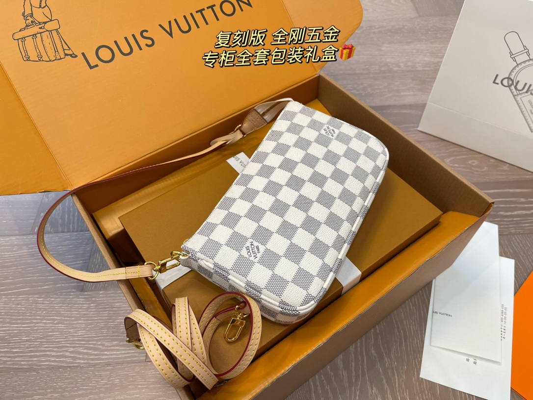 LV Plaid Mahjong Bag - cnluxepick