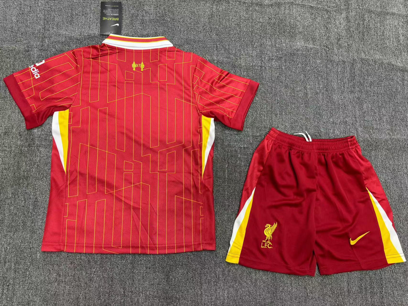 Liverpool Home Kids Suit 24/25