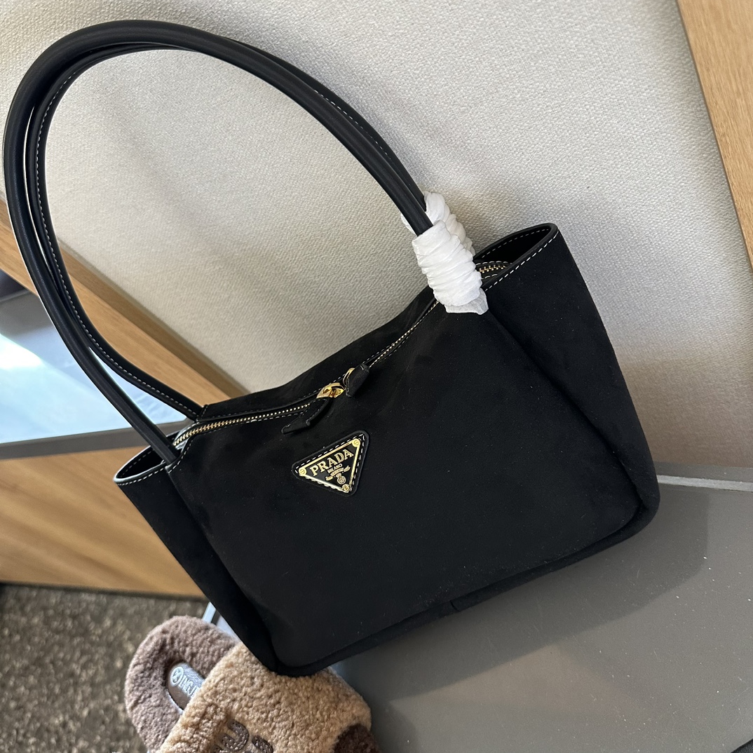 Prada Hobo Tote bag suede - cnluxepick