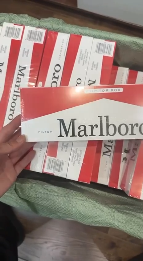 Marlboro Red Short(US) 10mg ,20s Cigarettes x 10 Packs /1 Carton