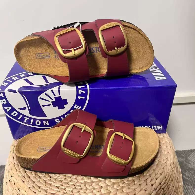 Birkenstock Arizona Matte Leather Casual Sandals