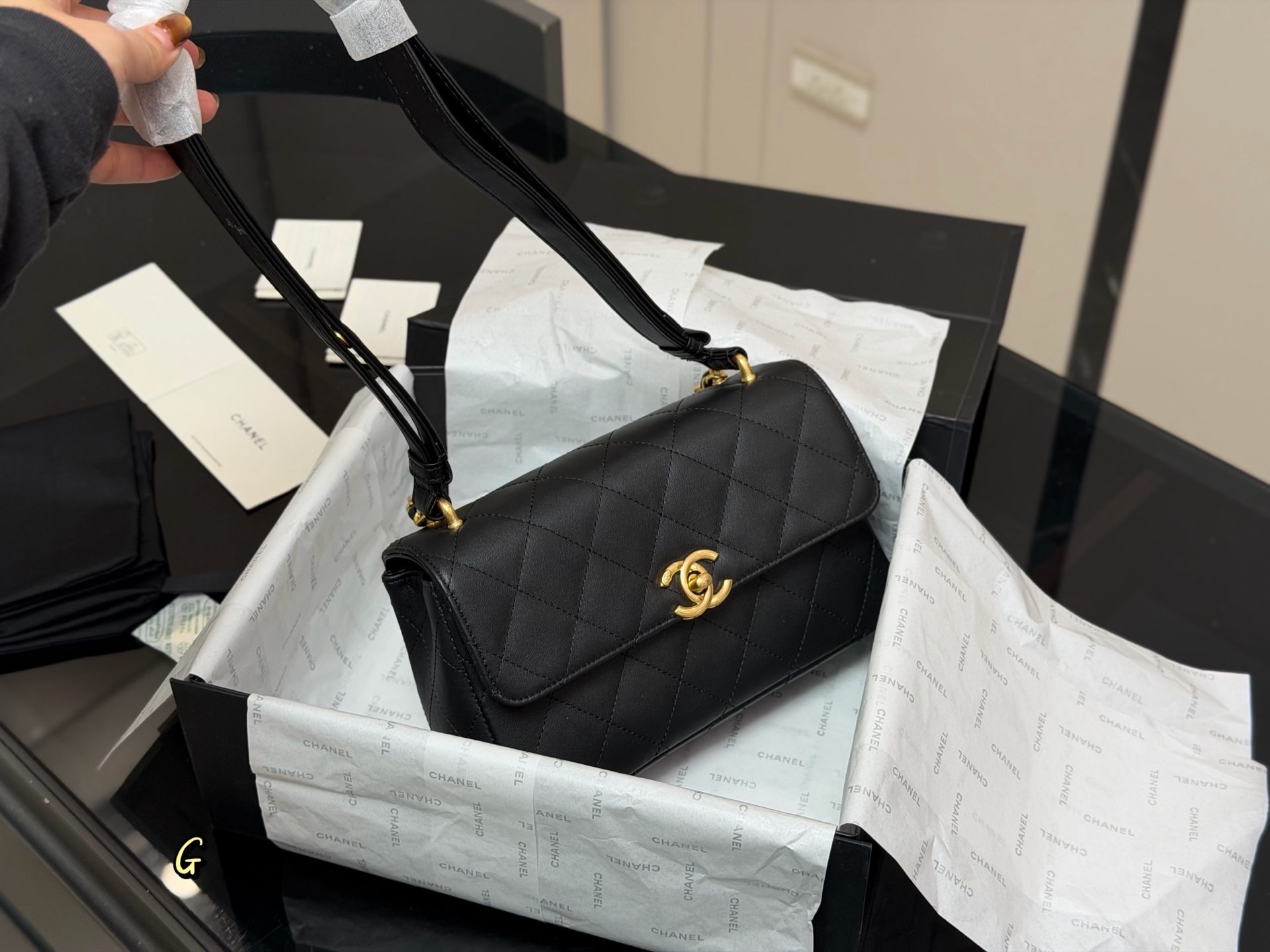 Chanel 26c Shoulder Bag - cnluxepick