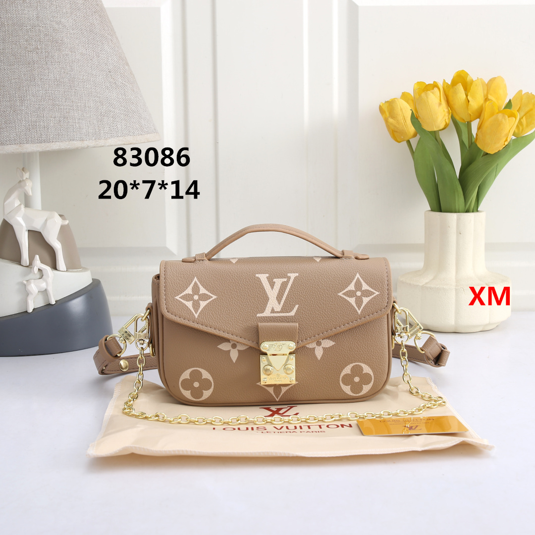LV mini messenger bag - cnluxepick