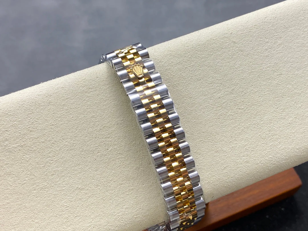 Datejust 31mm Yellow Gold Steel Diamond Bezel Champagne Dial Diamond Numerals