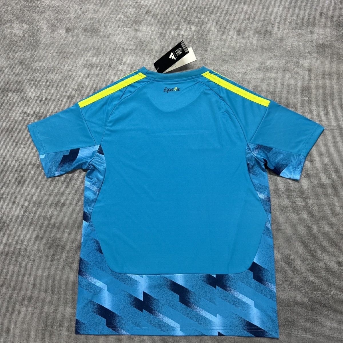 2026 Spanish goalkeeper jersey fan version