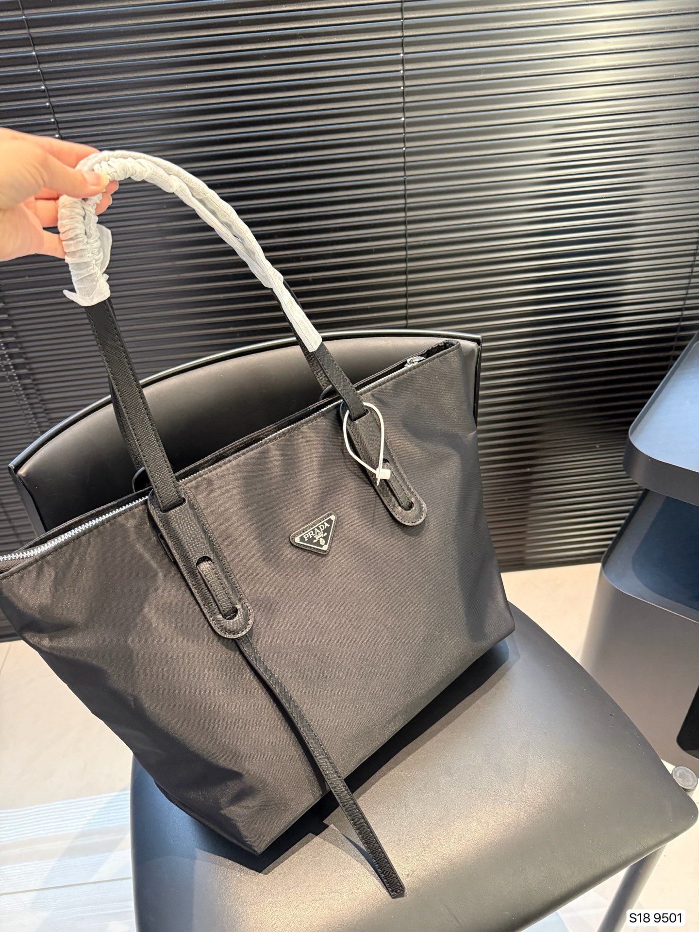 Prada Classic Tote Handbag Shoulder Bag - cnluxepick