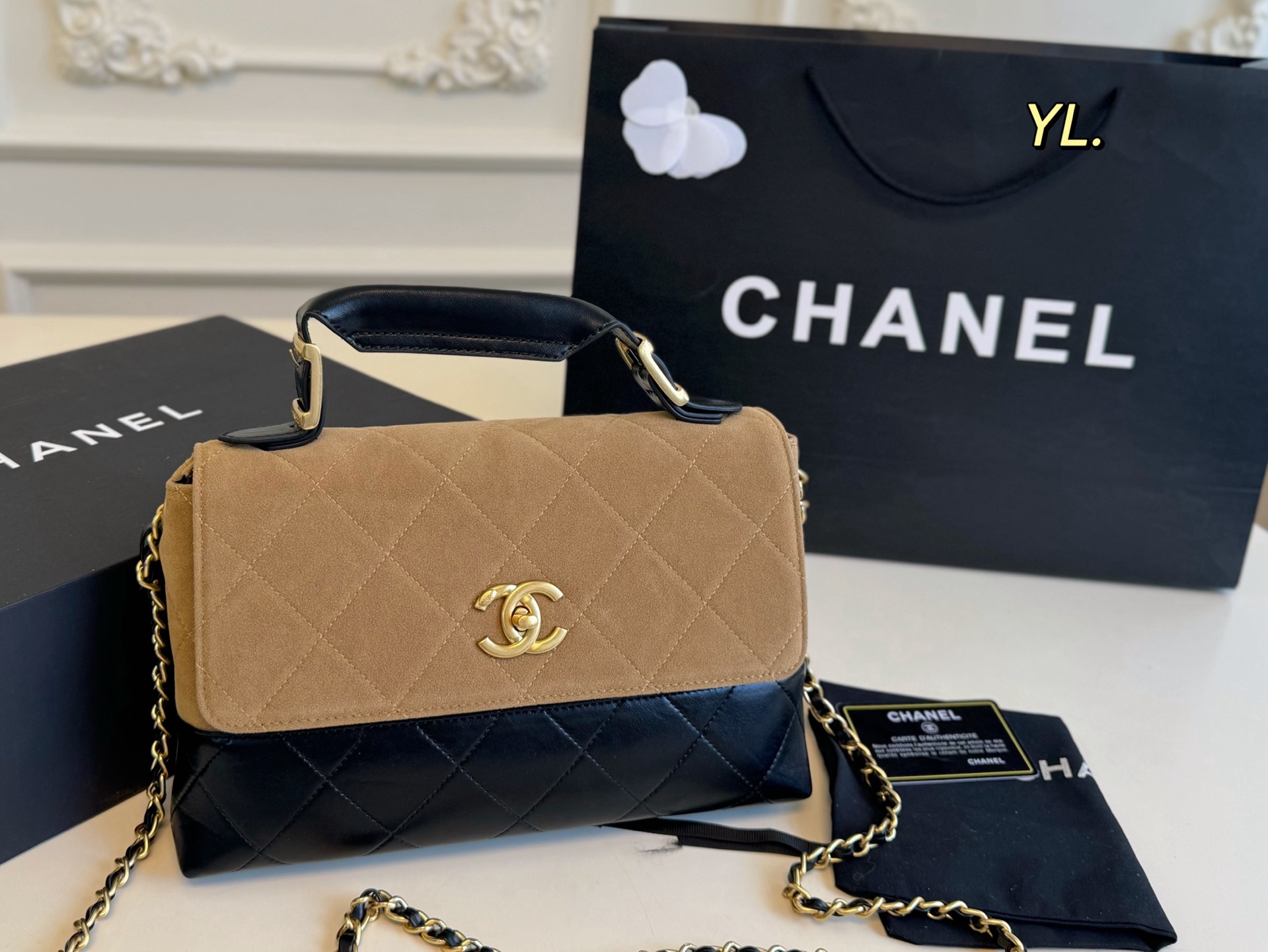 Chanel's new Hobo chain flap tote - cnluxepick