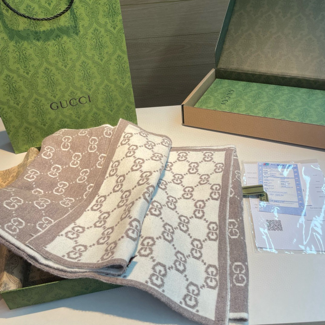 Gucci Cashmere Scarf Monogram Beige-White For Women 180cm