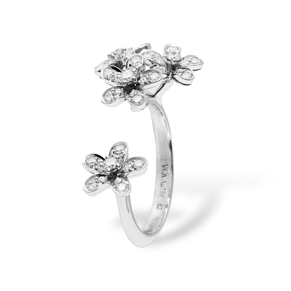 Van Cleef & Arpels Socrates Entre Les Door Ring 18K White Gold Diamond VCARB14500