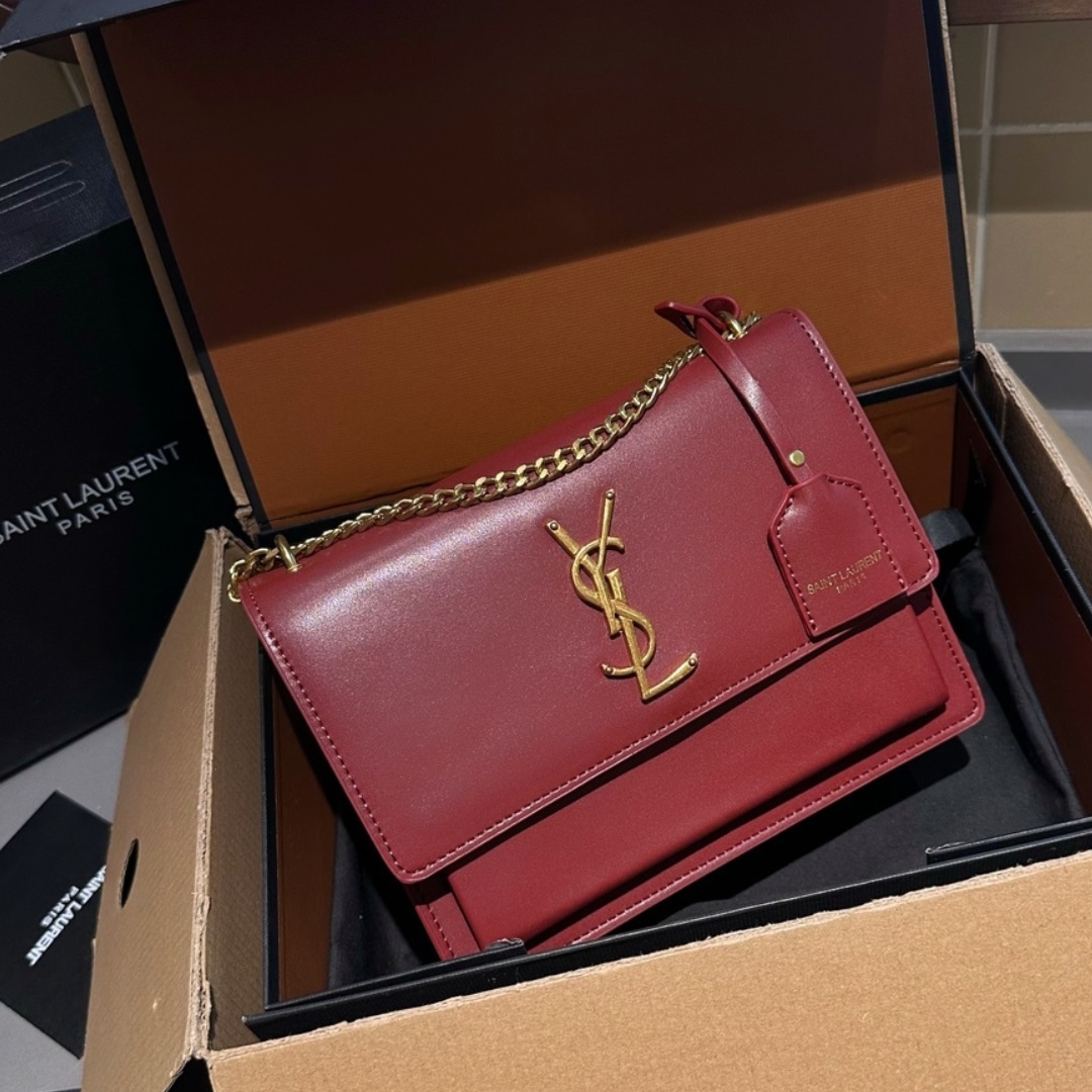 Saint Laurent Sunset Smooth Leather Shoulder Bag Red 23Cm