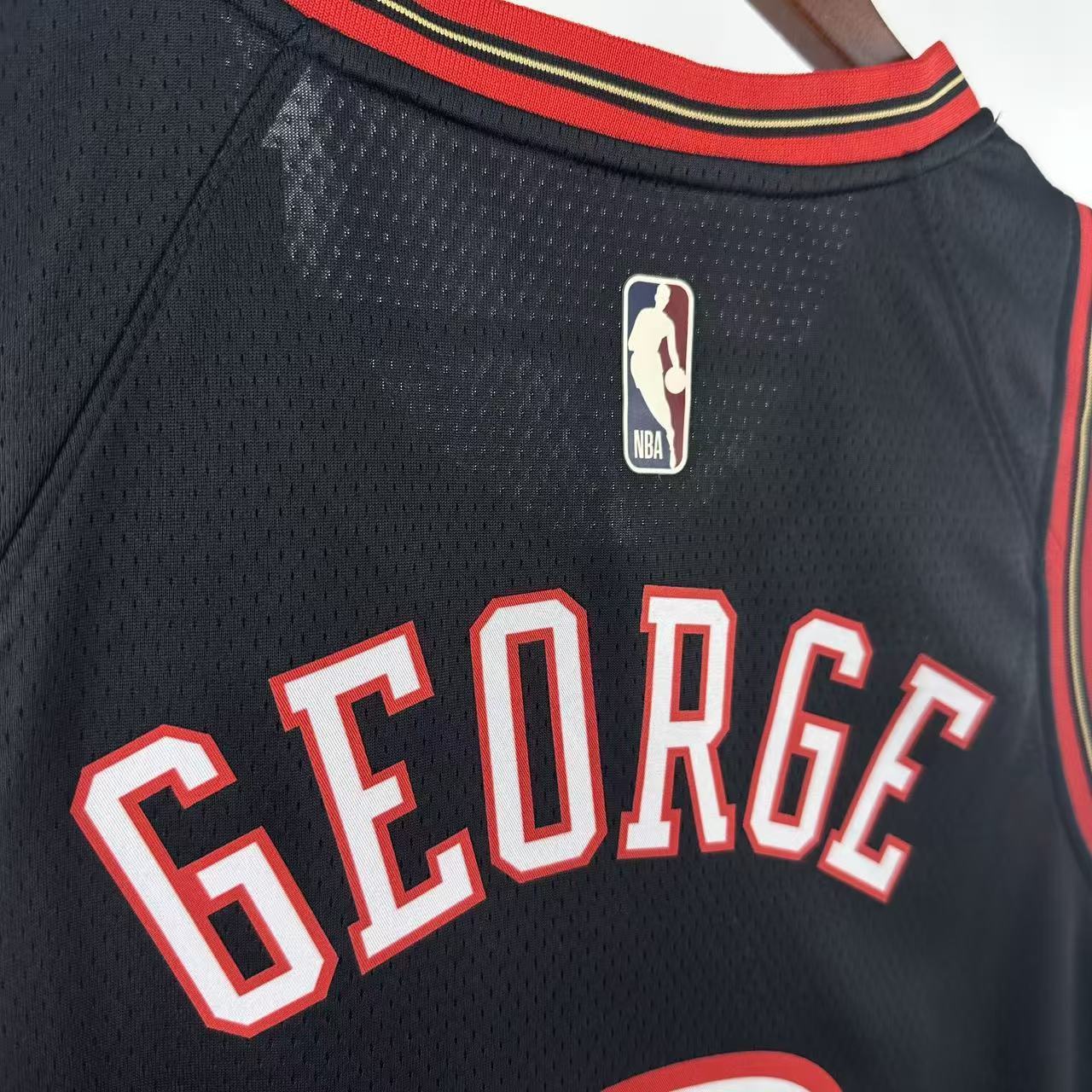26 Season Philadelphia 76ers Retro Black #8