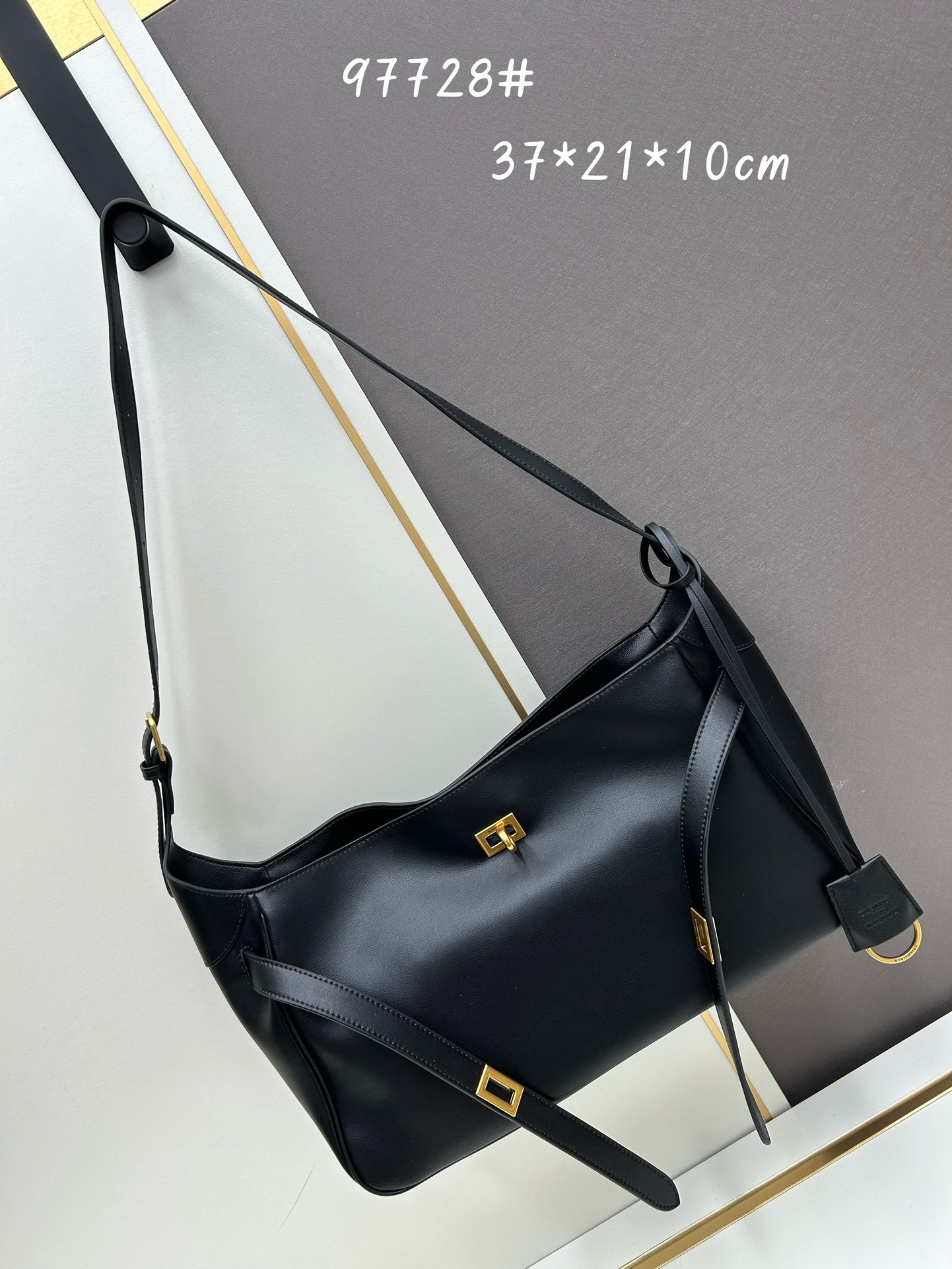 Balenciga 24 Re-see bucket shoulder bag - cnluxepick