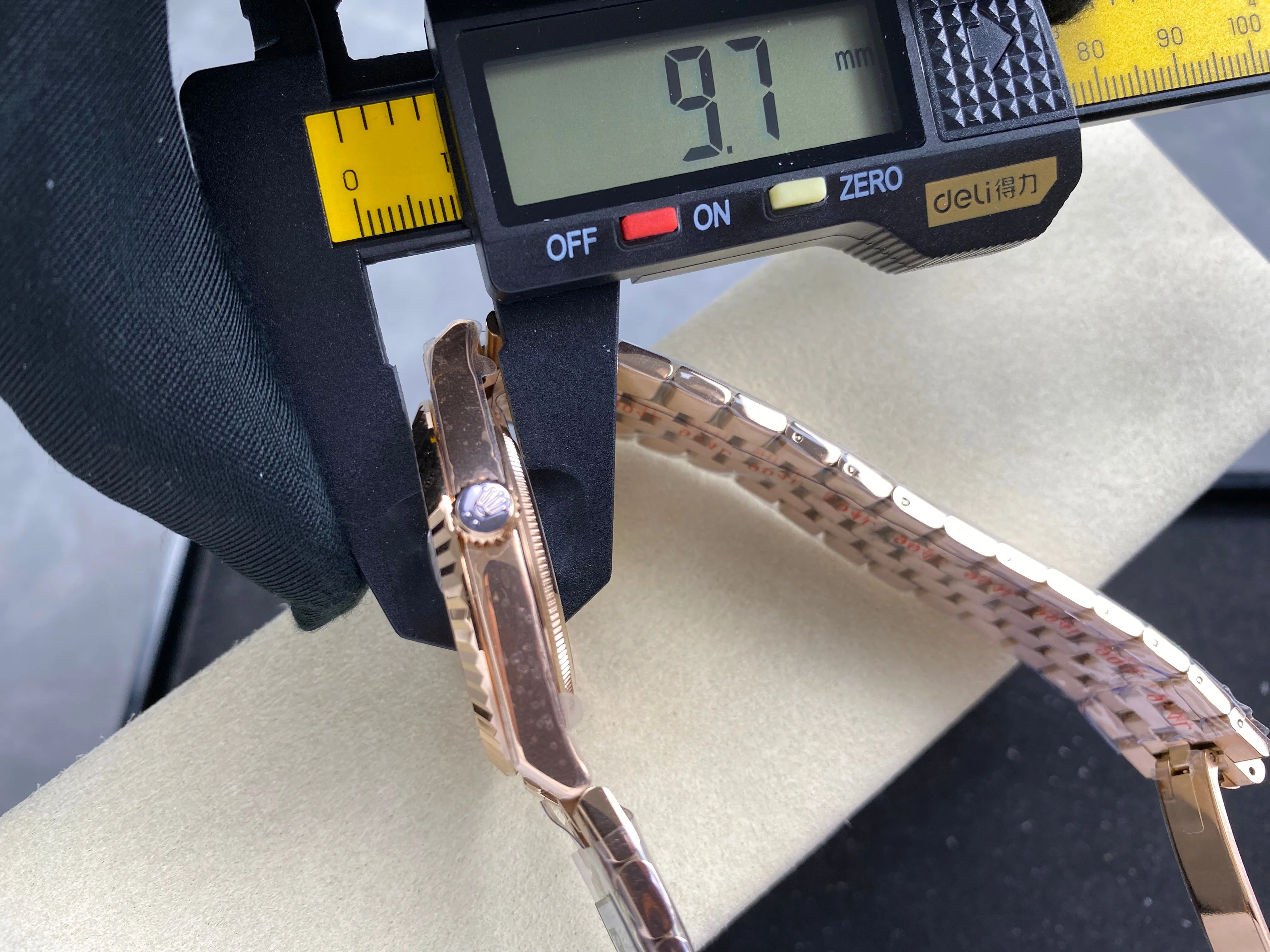 Rolex Land-Dweller Pink Gold White Dial