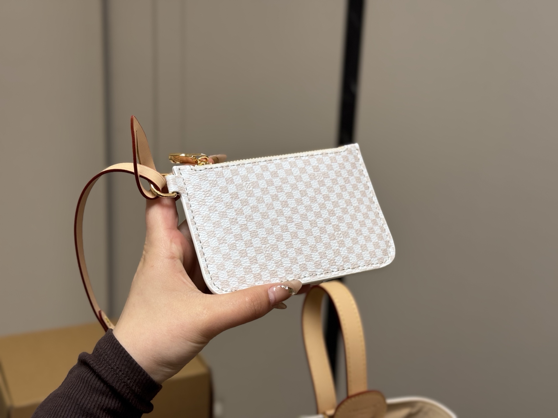 LV shoulder bucket bag - cnluxepick
