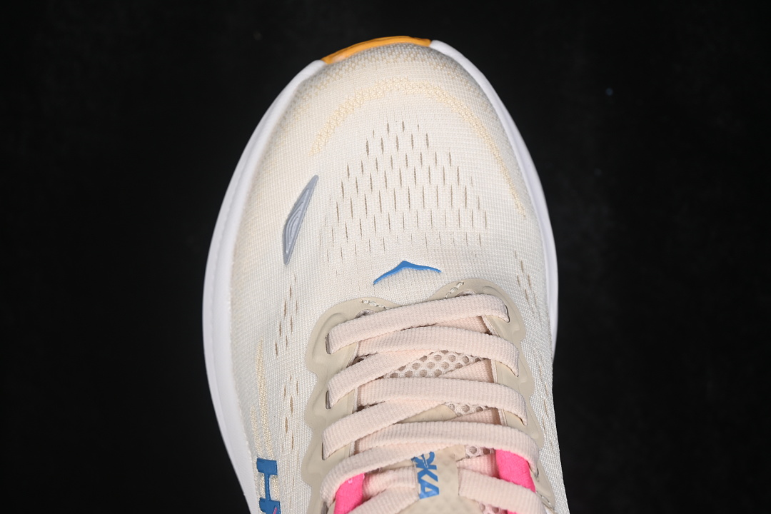 HOKA One One Bondi 9 Running Shoes
