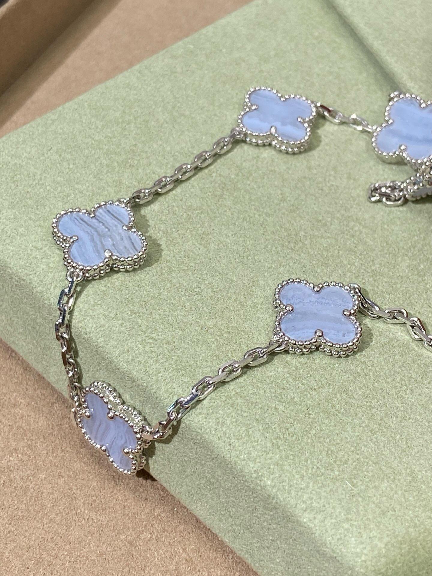 Vca platinum purple chalcedony 10 flower necklace - cnluxepick
