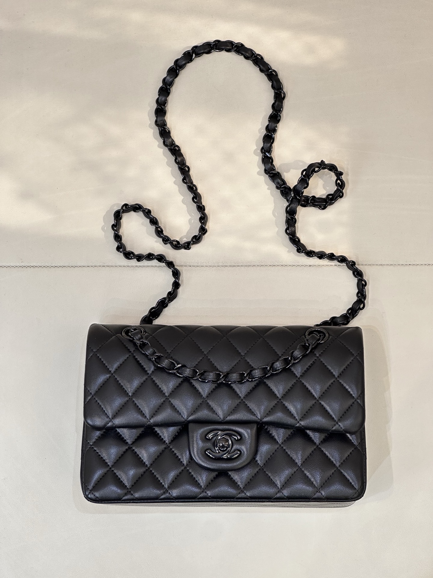Chanel chain bag top version - cnluxepick