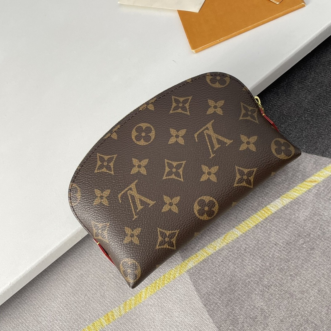 LV compact cosmetic bag - cnluxepick