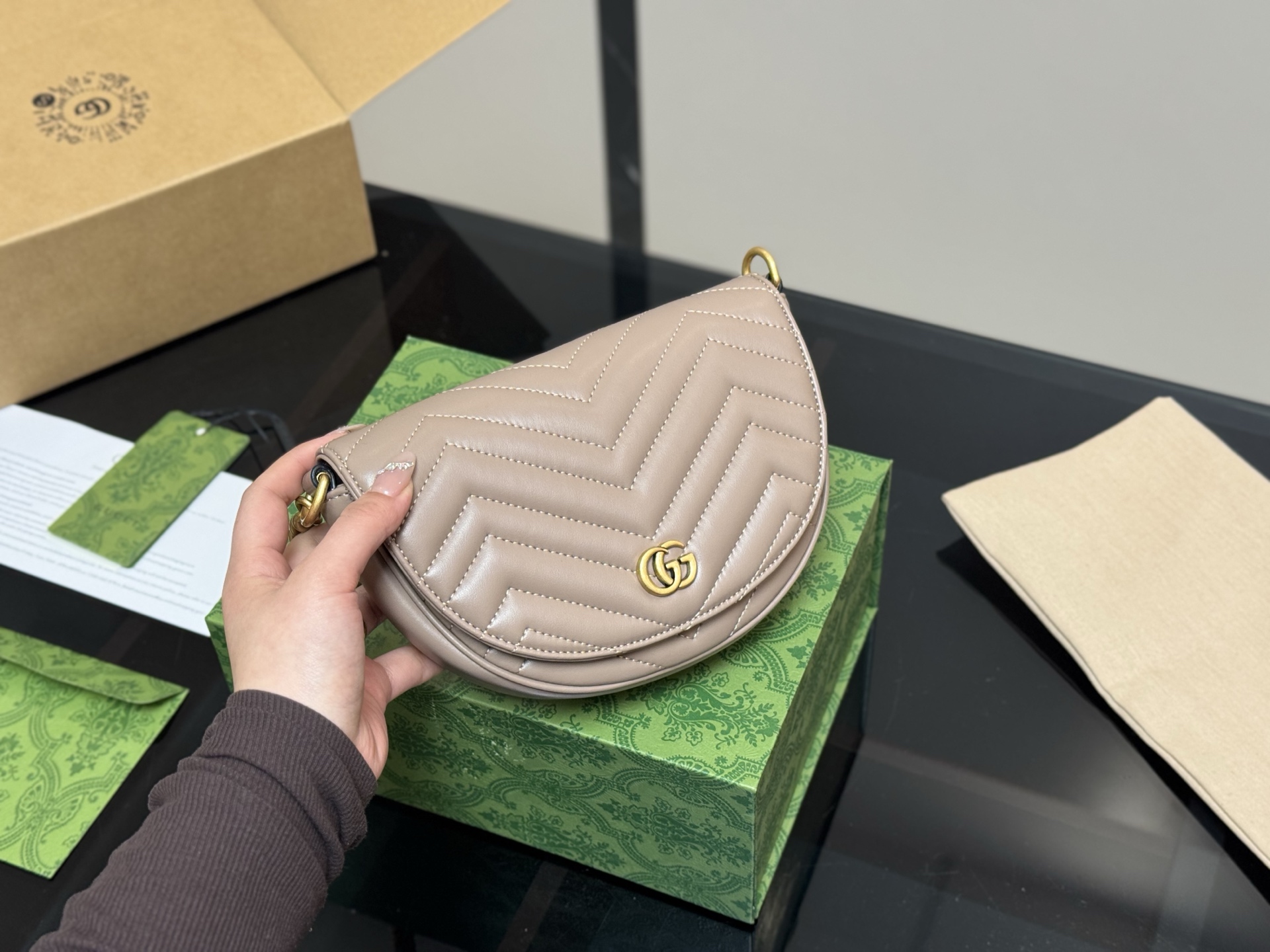 Gucci Marmon saddle bag classic color - cnluxepick