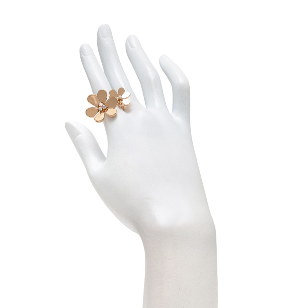 Van Cleef & Arpels Frivole Ring 18K Rose Gold Diamond VCARPFBL00