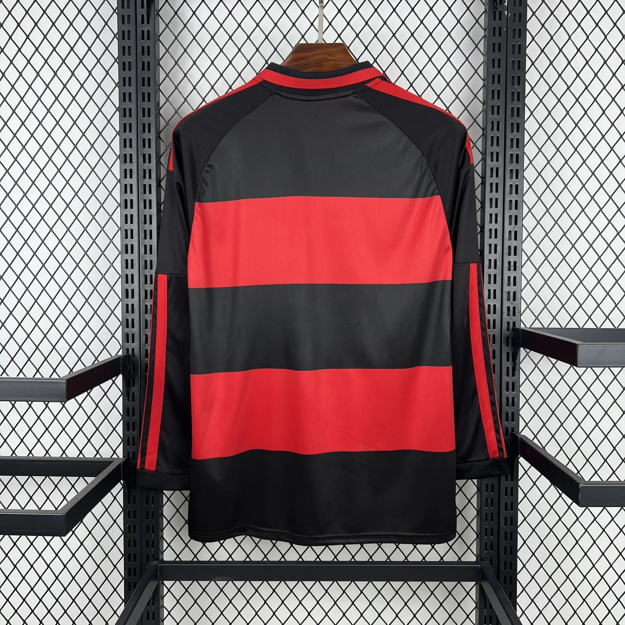 Flamengo maillot foot 2026 2027 Manches Longues€38.99