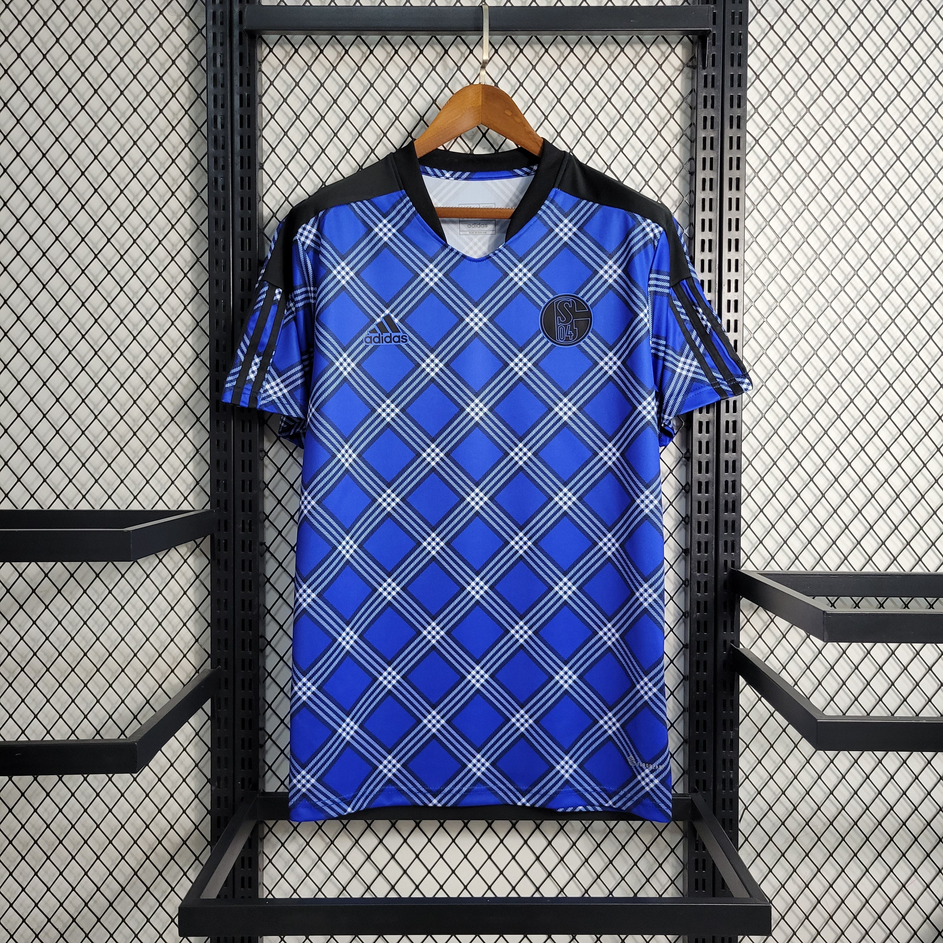 Schalke 04 maillot Entraînement 2023 2024€14.99