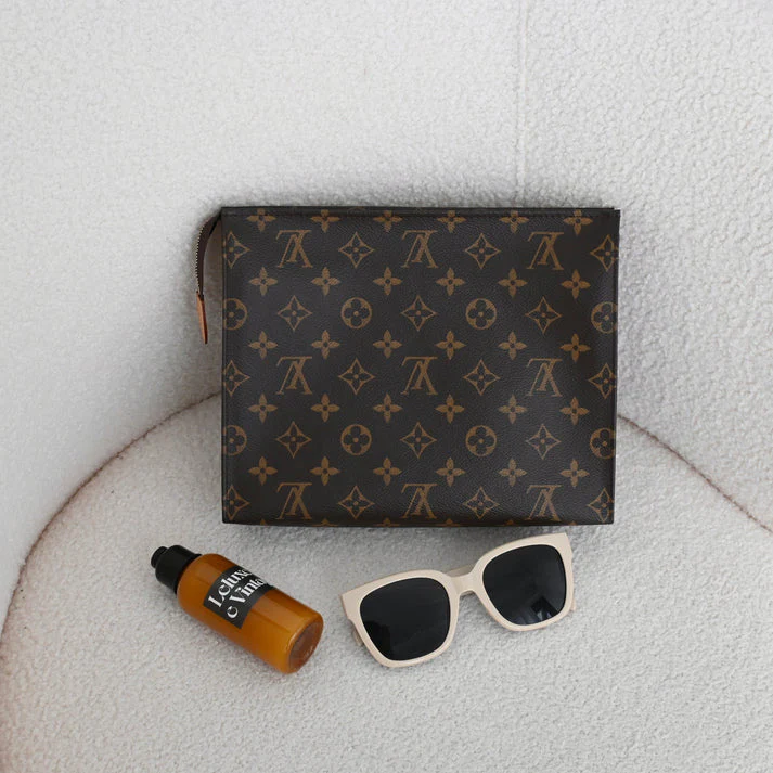Louis Vuitton Monogram Canvas