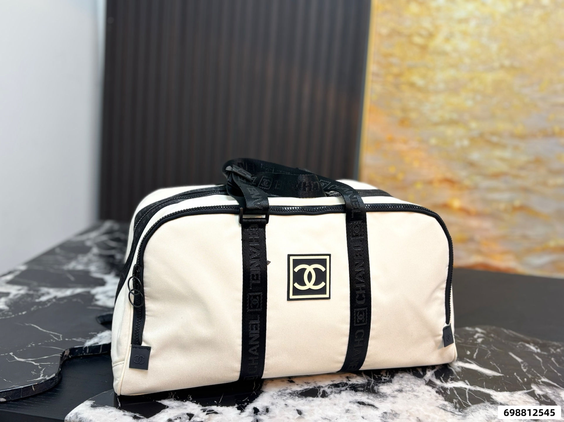 Chanel's Hottest Travel Bag - cnluxepick