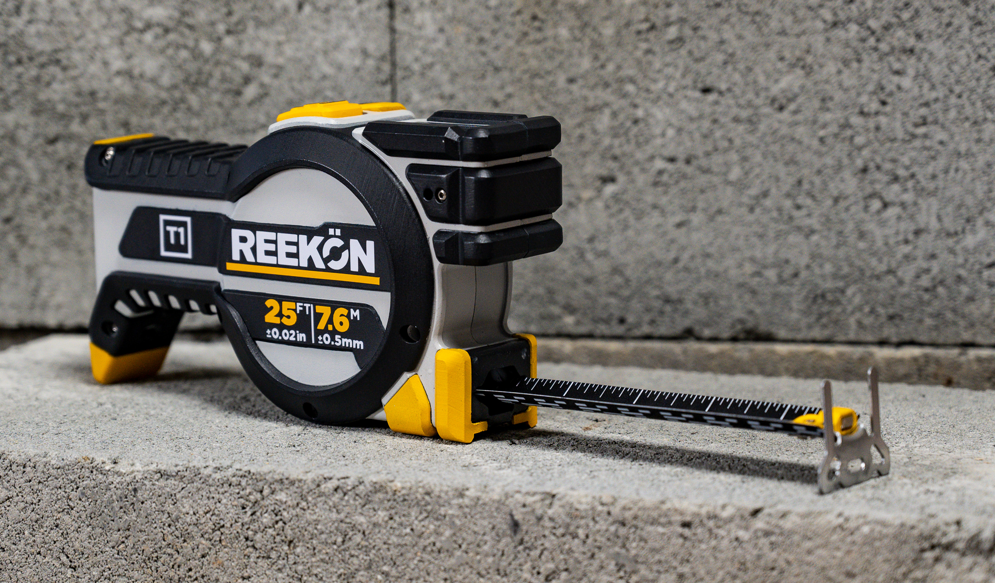 T1 Tomahawk Digital Tape Measure