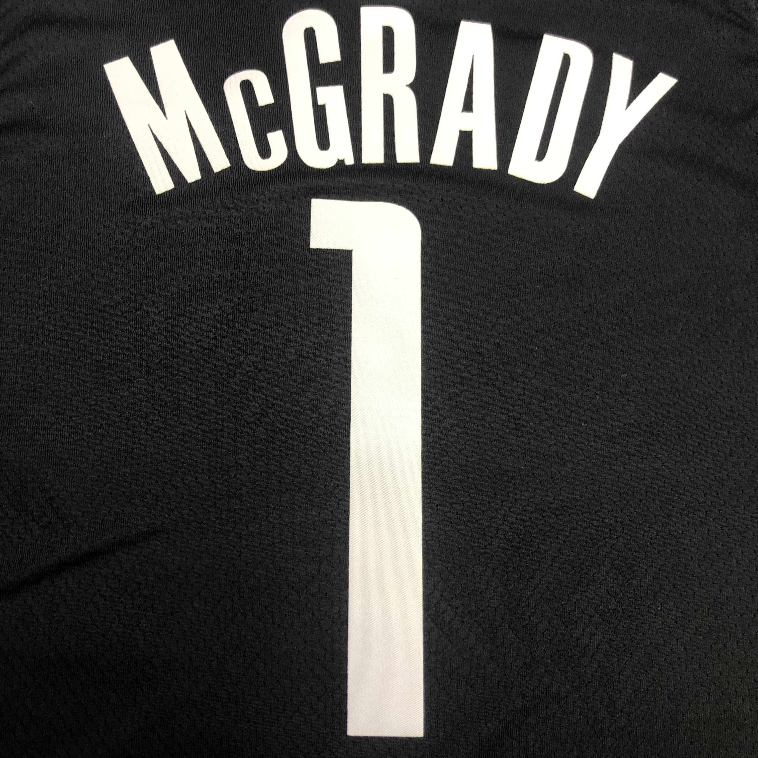 21 Season Rockets Limited Black Edition #1 McGRADY