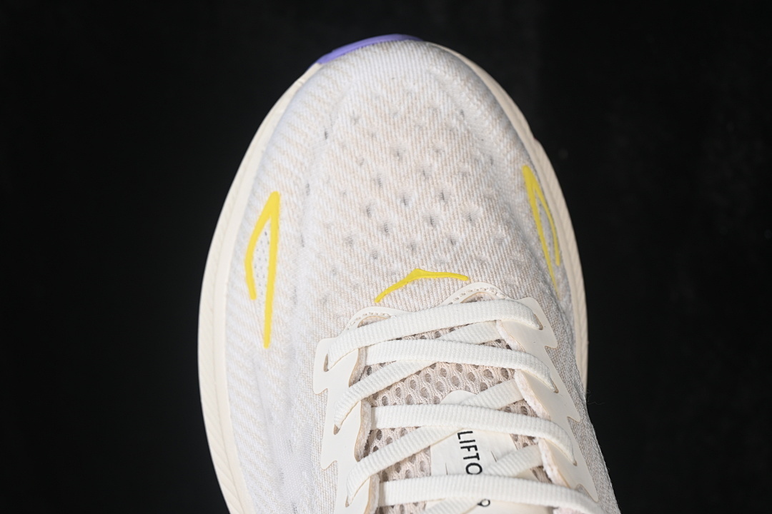 HOKA One One Clifton 9 Running Shoes