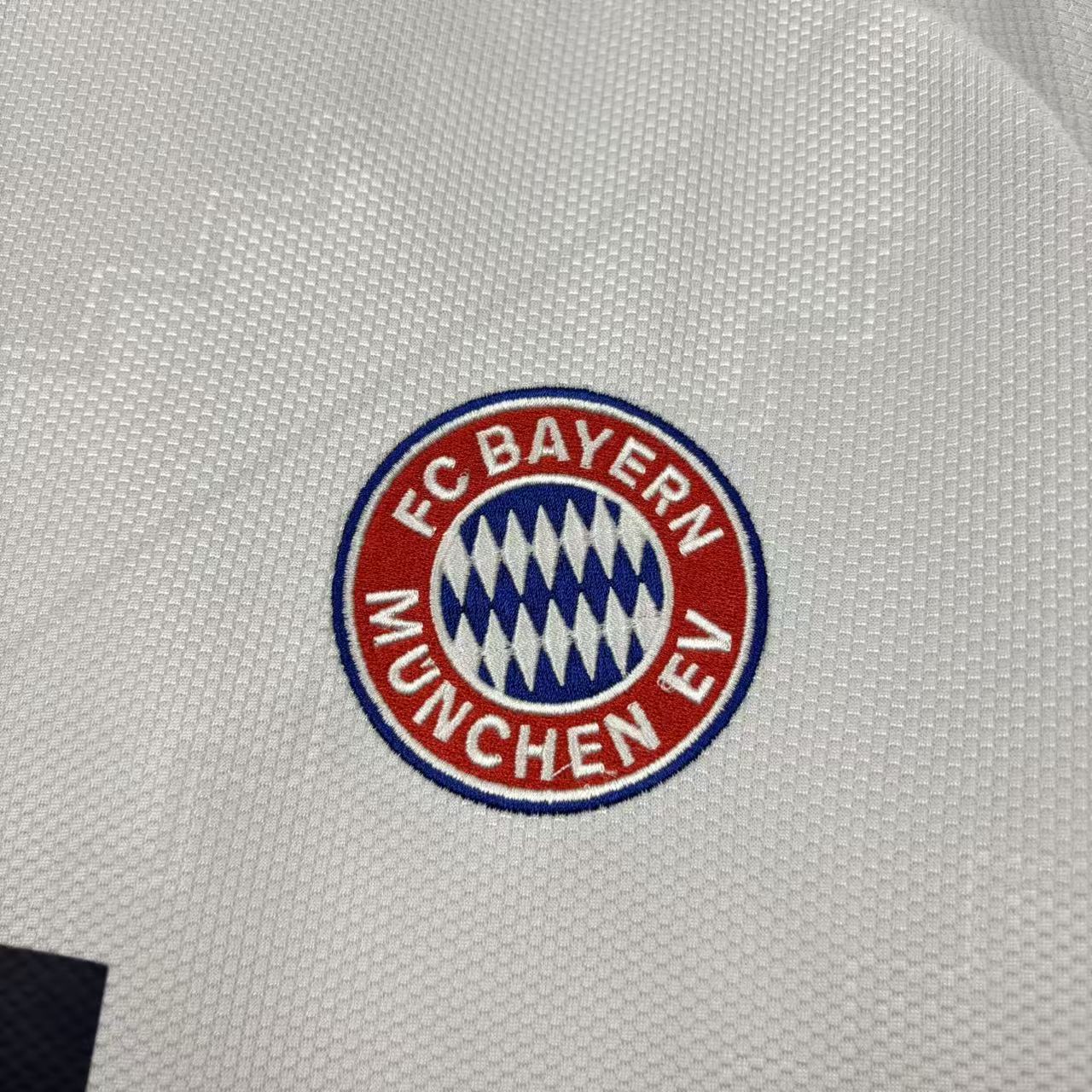 Bayern München  Men Jersey Away 26-27 S-4XL Fan Version