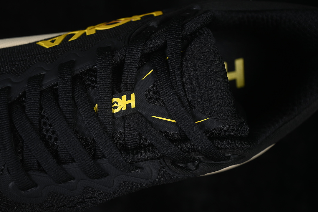 HOKA One One Bondi 9 Running Shoes
