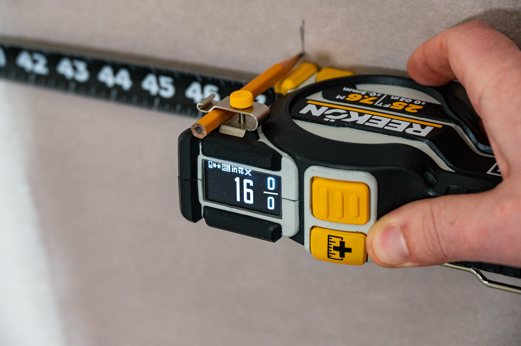 T1 Tomahawk Digital Tape Measure