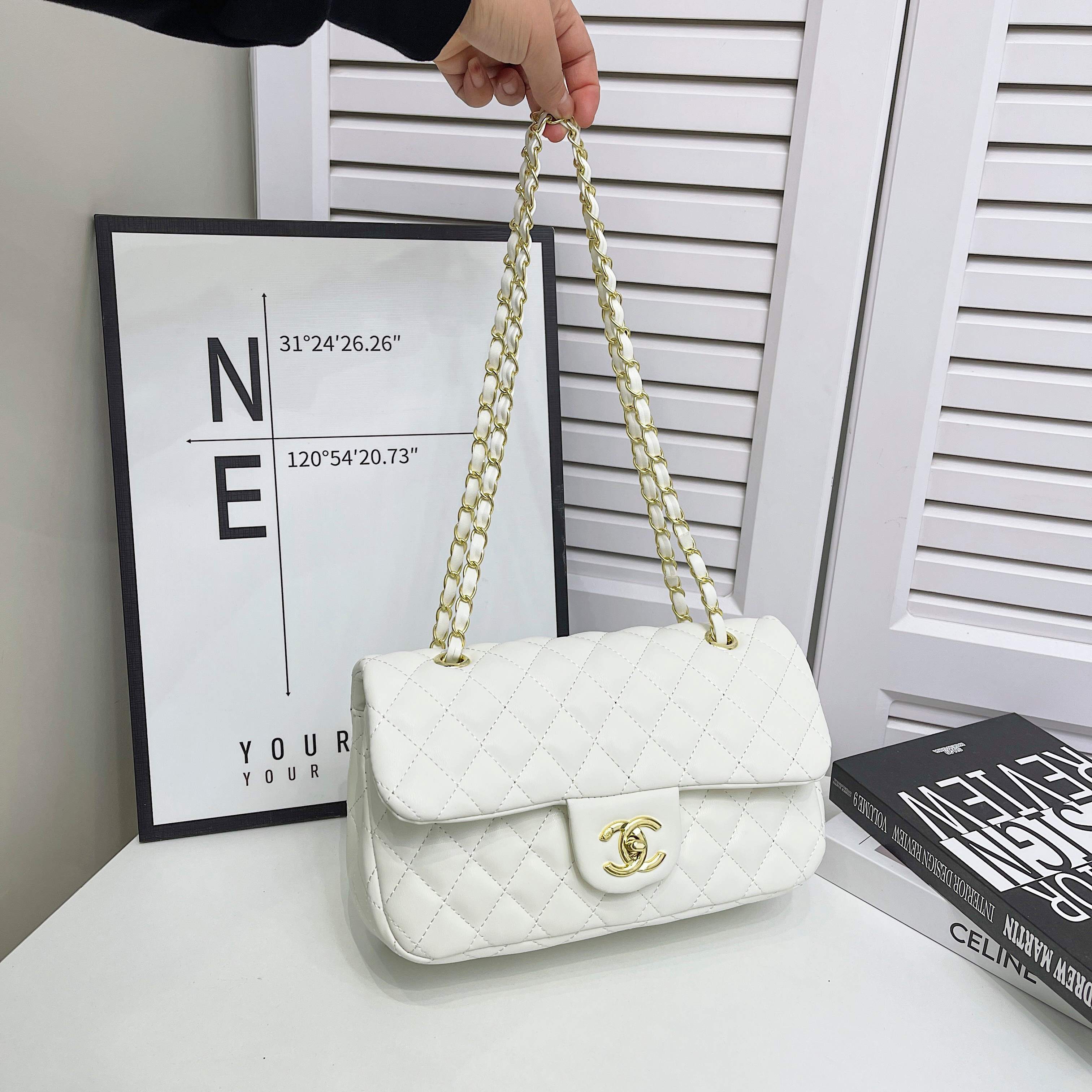 Chanel Small Fragrance Chain Bag Diamond Shoulder Crossbody Bag - cnluxepick