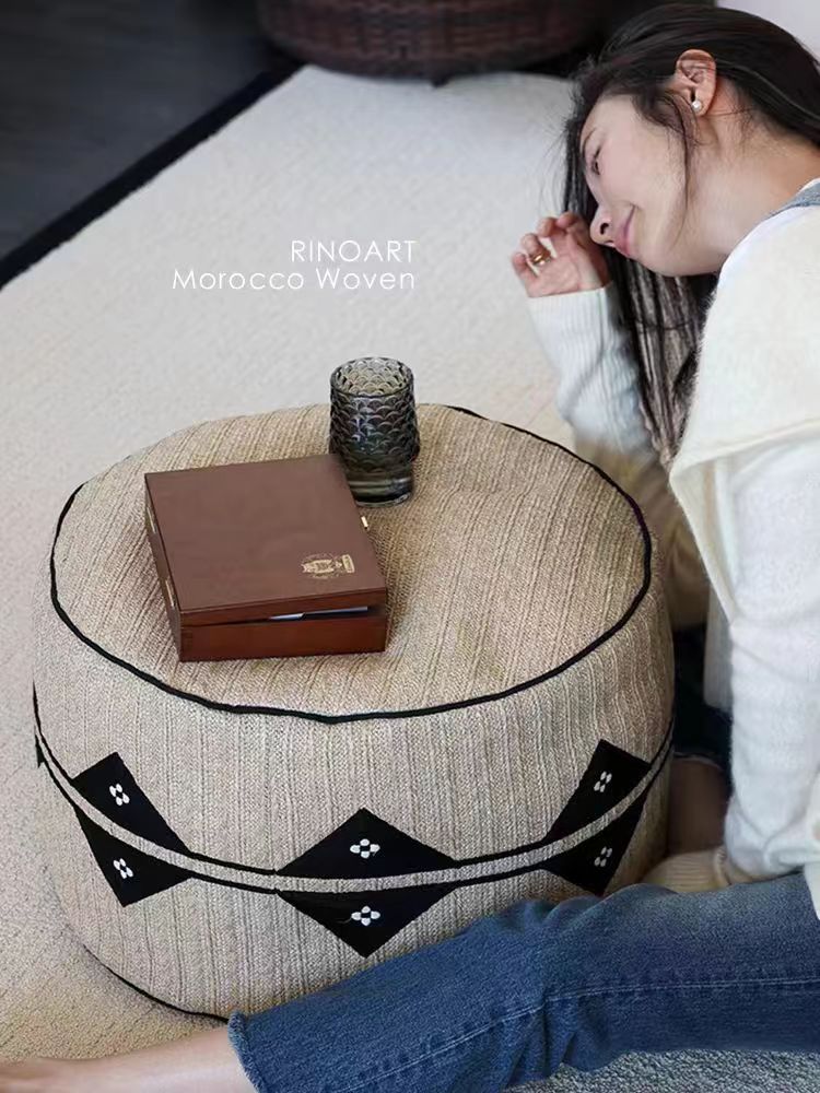 CH072 - Four Leaf Clover Pouf