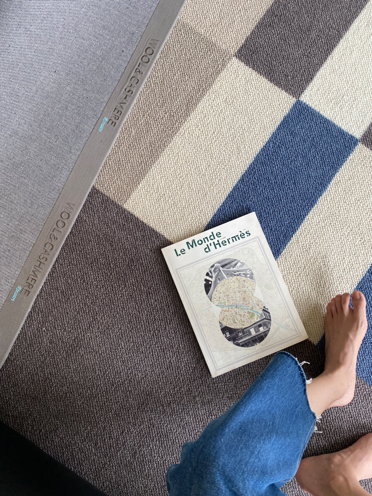 CP072 - New Zealand Wool! HERM@S Berlin Apartment / Vintage Warm Brownish-Gray Blue Patchwork Striped Carpet