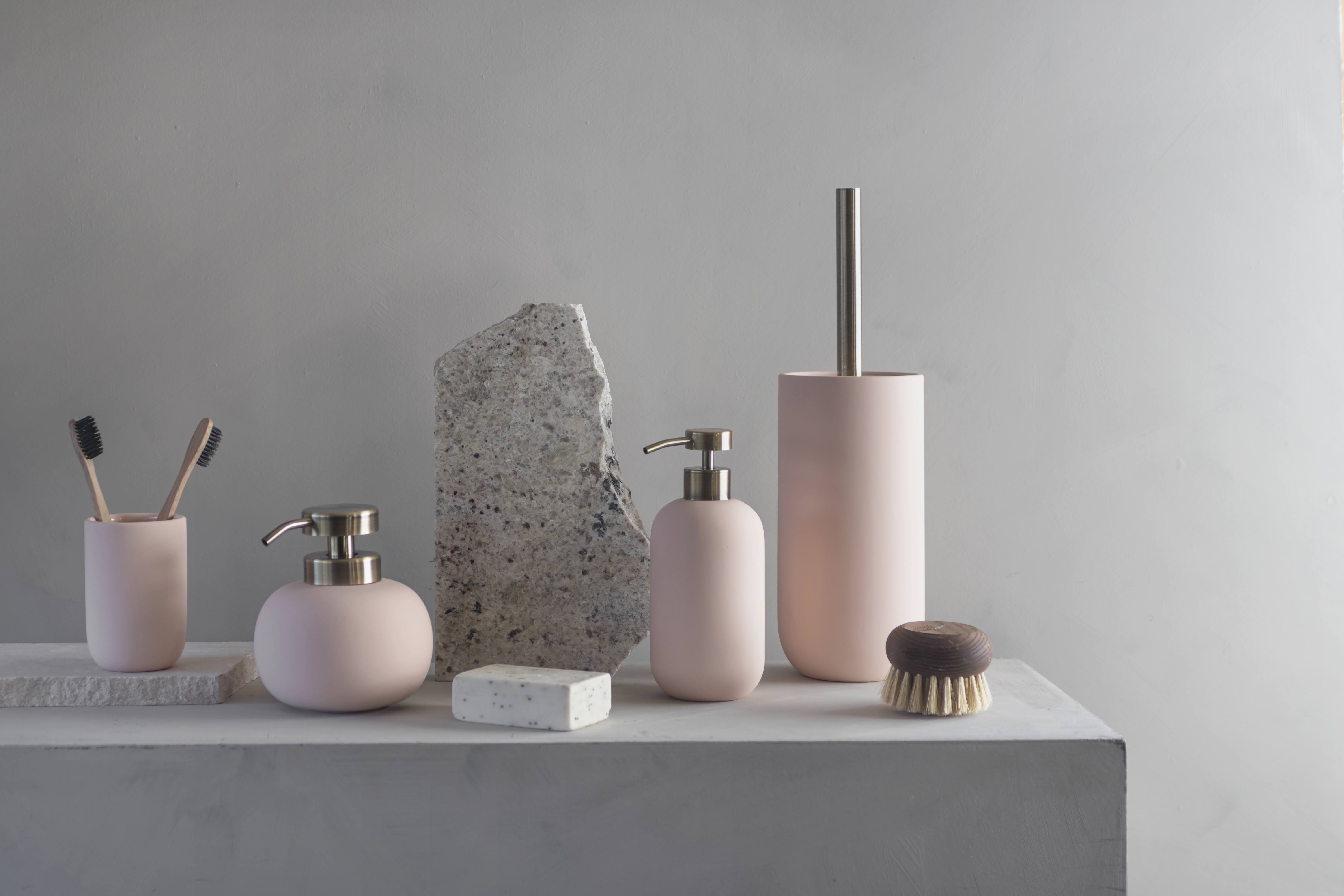Mette Ditmer Lotus Toilet Brush - Toilet Brushes Metal Powder Rose - LOTBHN52