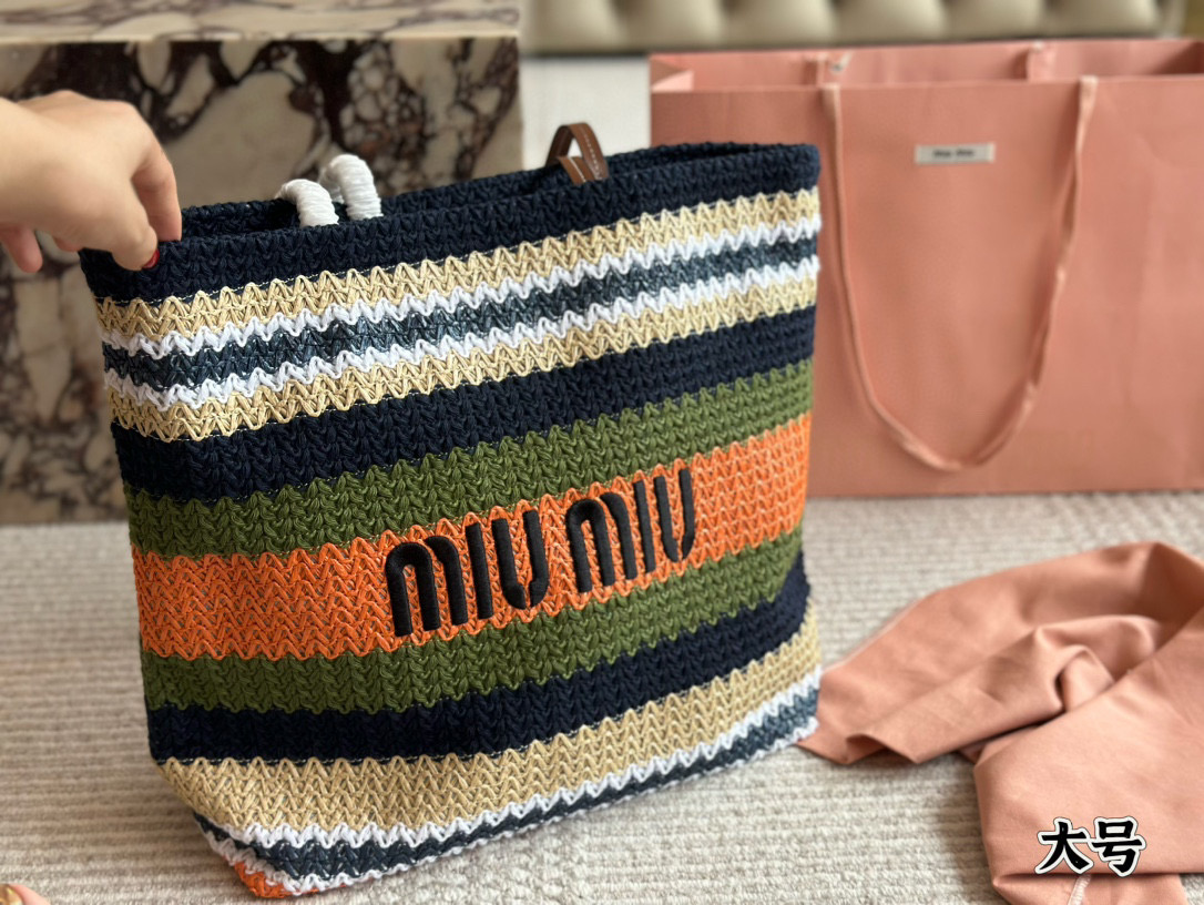 Miu Miu summer limited edition beach bag - cnluxepick