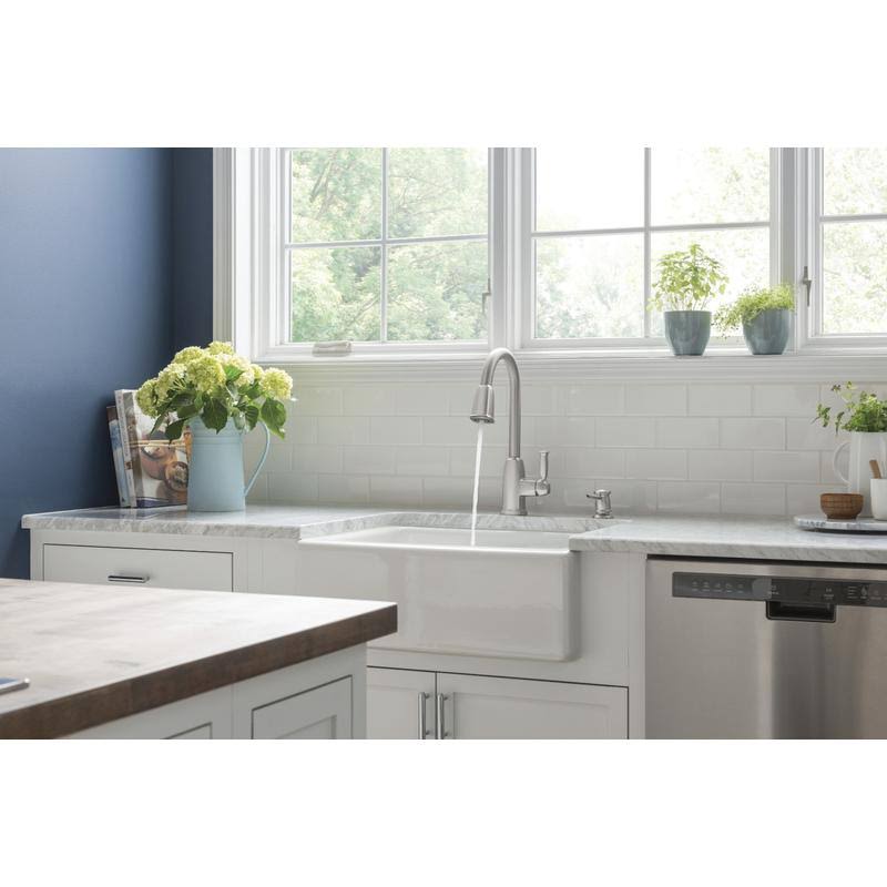 Moen Wellsley One Handle Stainless Steel Pulldown Kitchen Faucet