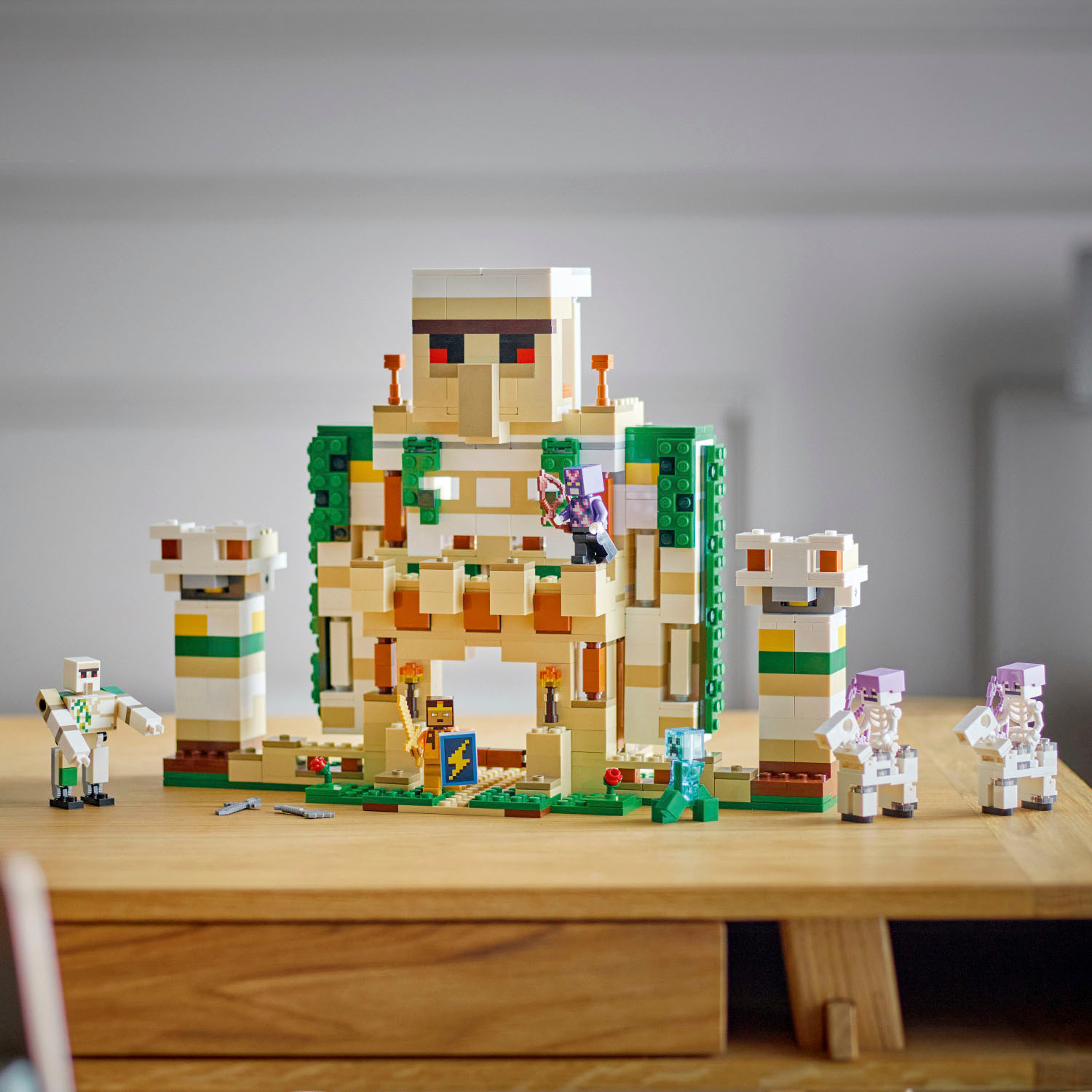 LEGO - Minecraft The Iron Golem Fortress 21250