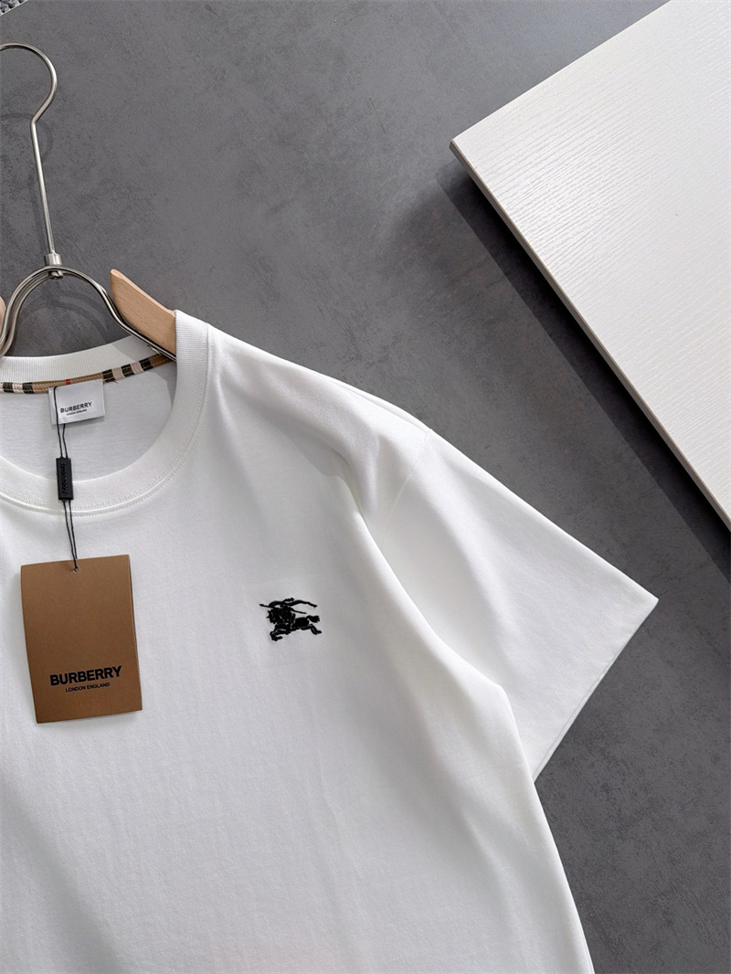 Burberry バーバリー  26ss ｔシャツ コピーメンズ ファッション お洒落快適新作