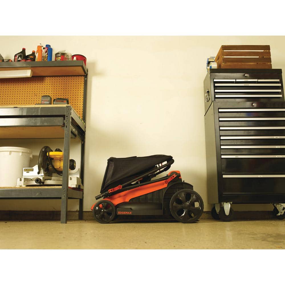BLACK+DECKER 40V MAX 20 in. Battery Powered Walk Behind Push Lawn Mower with (2) 2Ah Batteries & Charger CM2043C