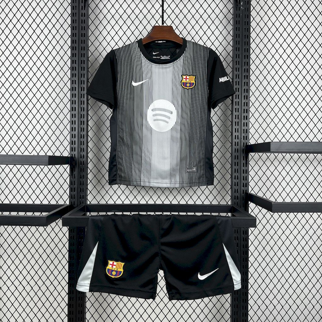Kit Enfant FC Barcelone 2025 2026€13.99