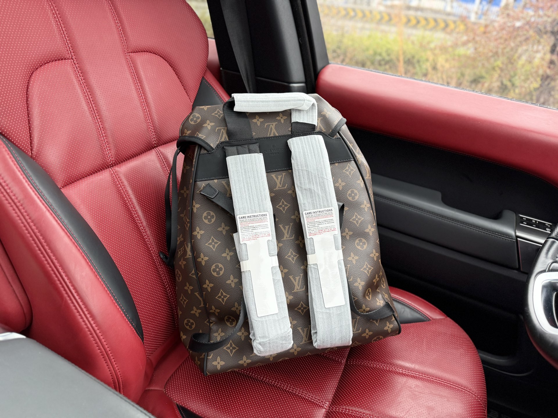 LV backpack full body presbyopia - cnluxepick