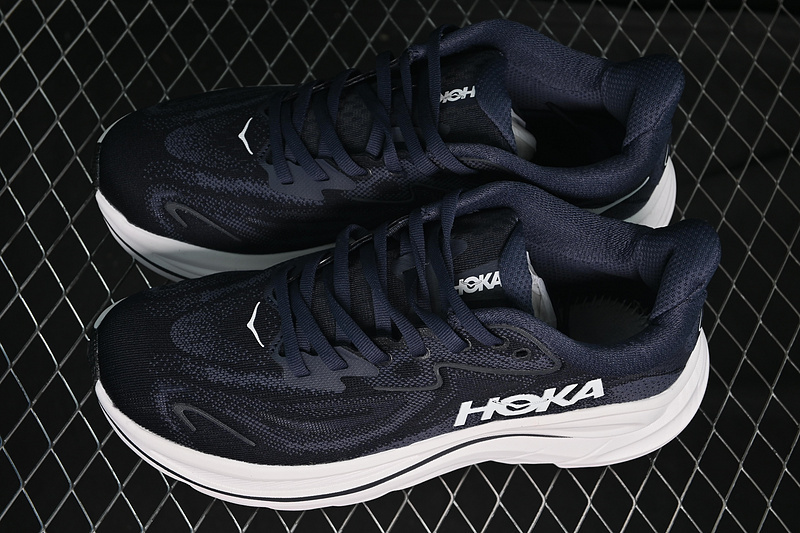 HOKA One One Clifton 10
