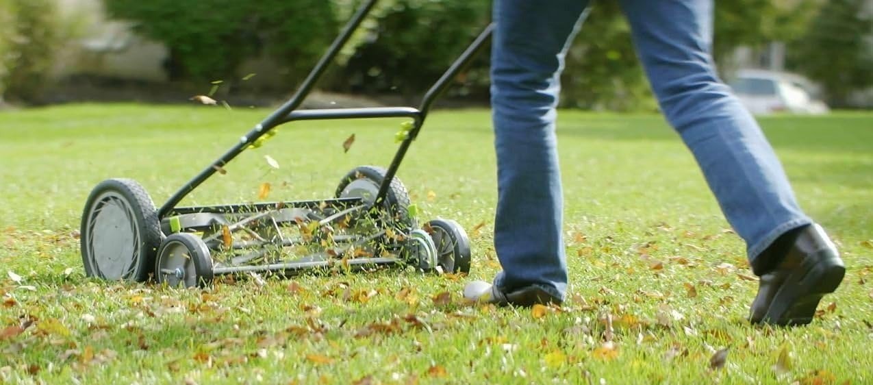 18-Inch 5-Blade Push Reel Lawn Mower, Grey