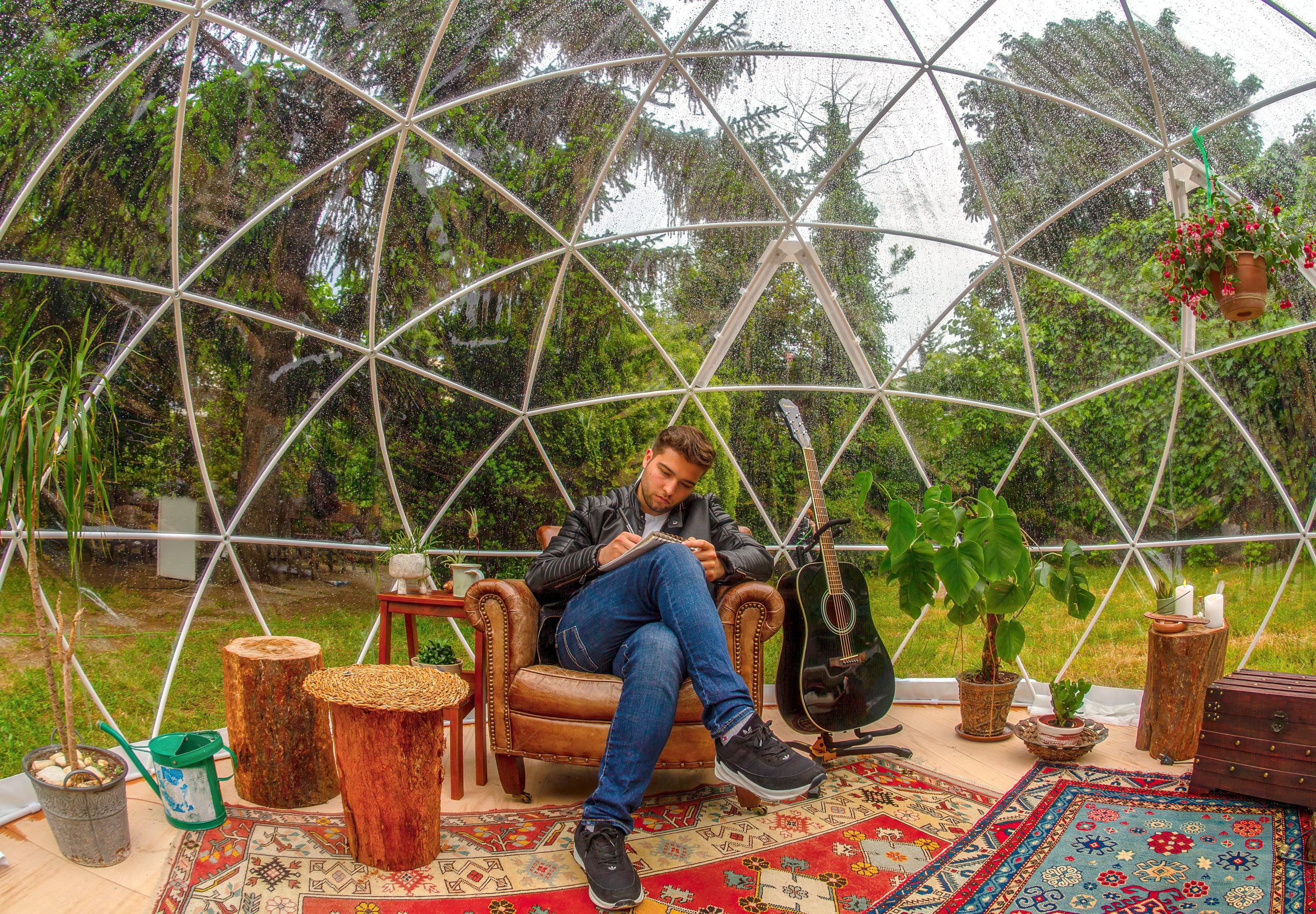 12′ Walk-In Garden Dome Igloo