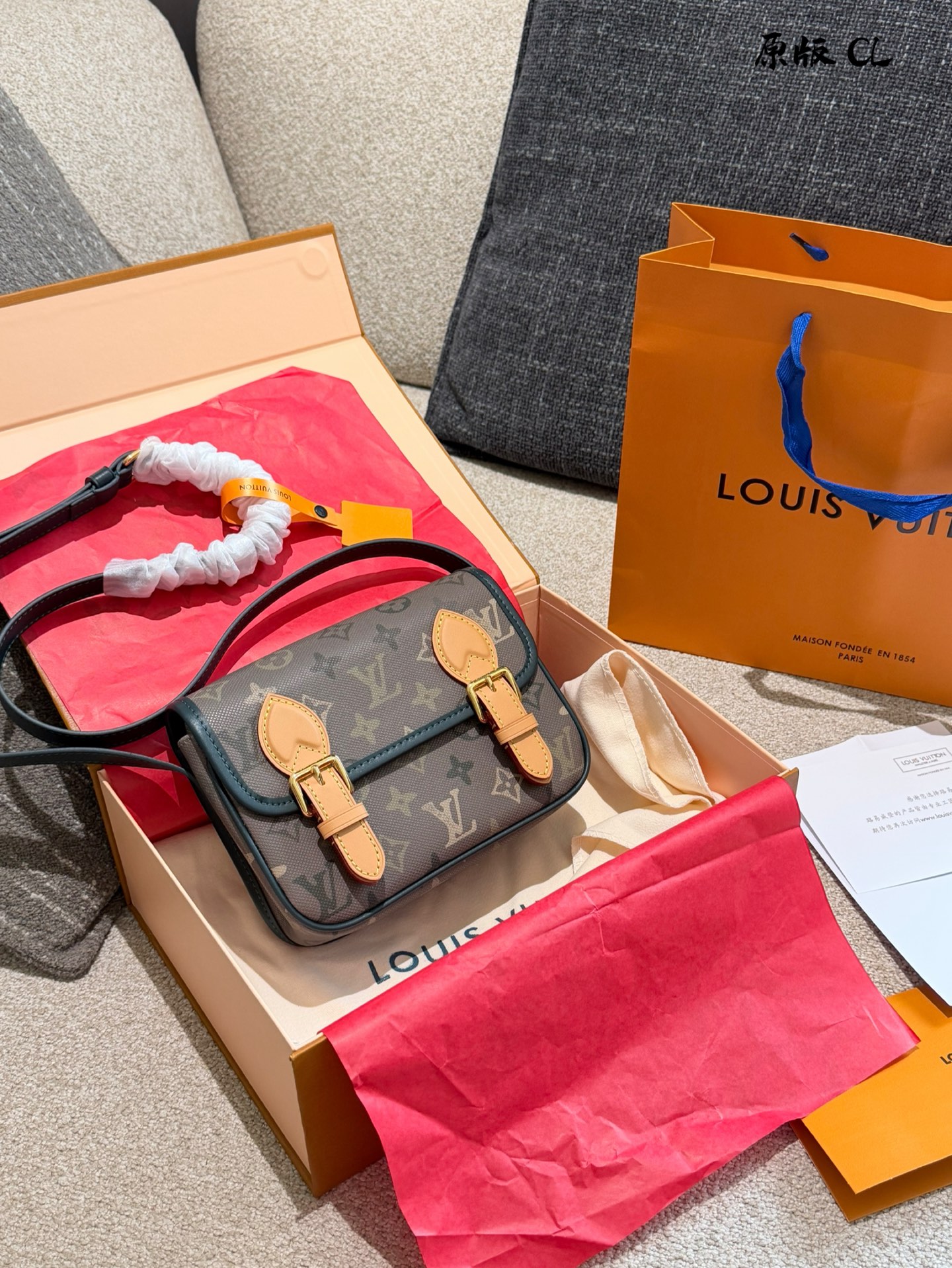 LV Satchel Mini Messenger Bag - cnluxepick